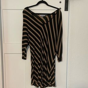 Black/Gold striped tunic or dress 2x